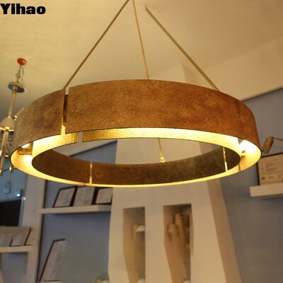 acheter Lustre linéaire en laiton avec LED blanche chaude de 3500K et angle de faisceau de 110° pour les salons modernes fabrication en ligne