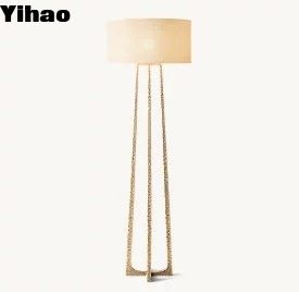 Lampes de stationnement modernes à base de fer martelé de 150W pour le salon