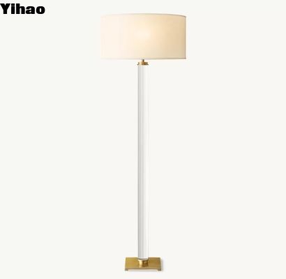 Colonne construite modernes lanternes de plancher de laiton lampes de plancher vis dans
