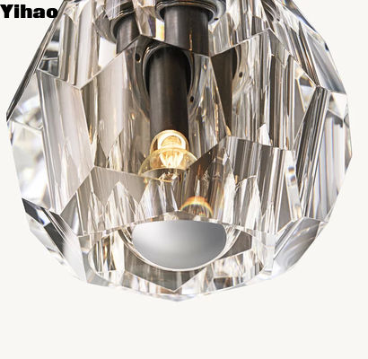 Lumière de plafond en verre transparent avec finition en cristal et laiton intégré