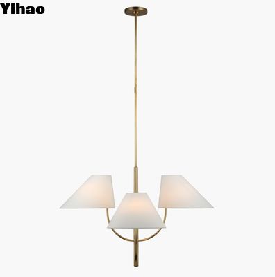 Le grand lustre Kinsley KS 5220 de Visual Comfort est le choix idéal pour votre espace