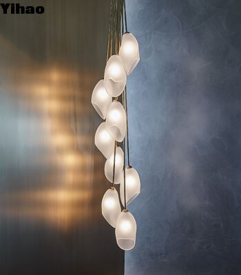 Lumière suspendue en laiton réglable de hauteur avec 2700K LED blanc chaud pour salon moderne