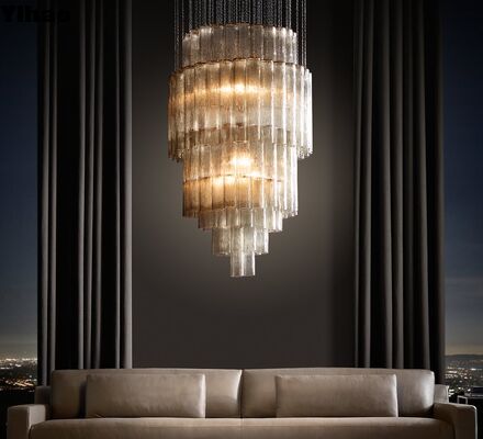 Chandelier de corps en cuivre de conception personnalisée avec une durée de vie de 50000 heures pour un éclairage suspendu de luxe moderne